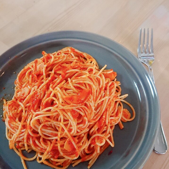 【定番】トマトとにんにくのスパゲッティ♪